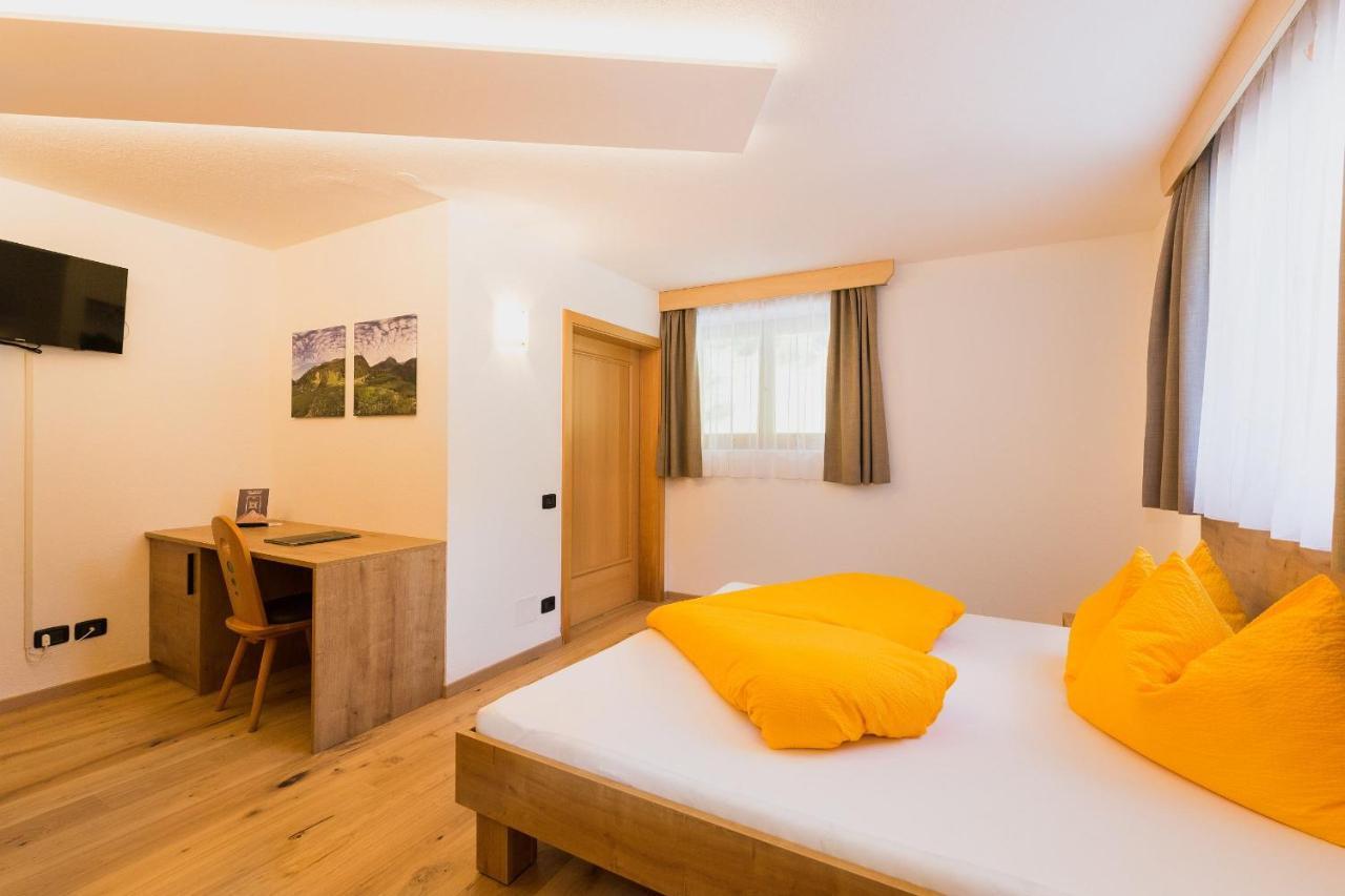 Gasthof Trausberg Corvara in Passiria ภายนอก รูปภาพ