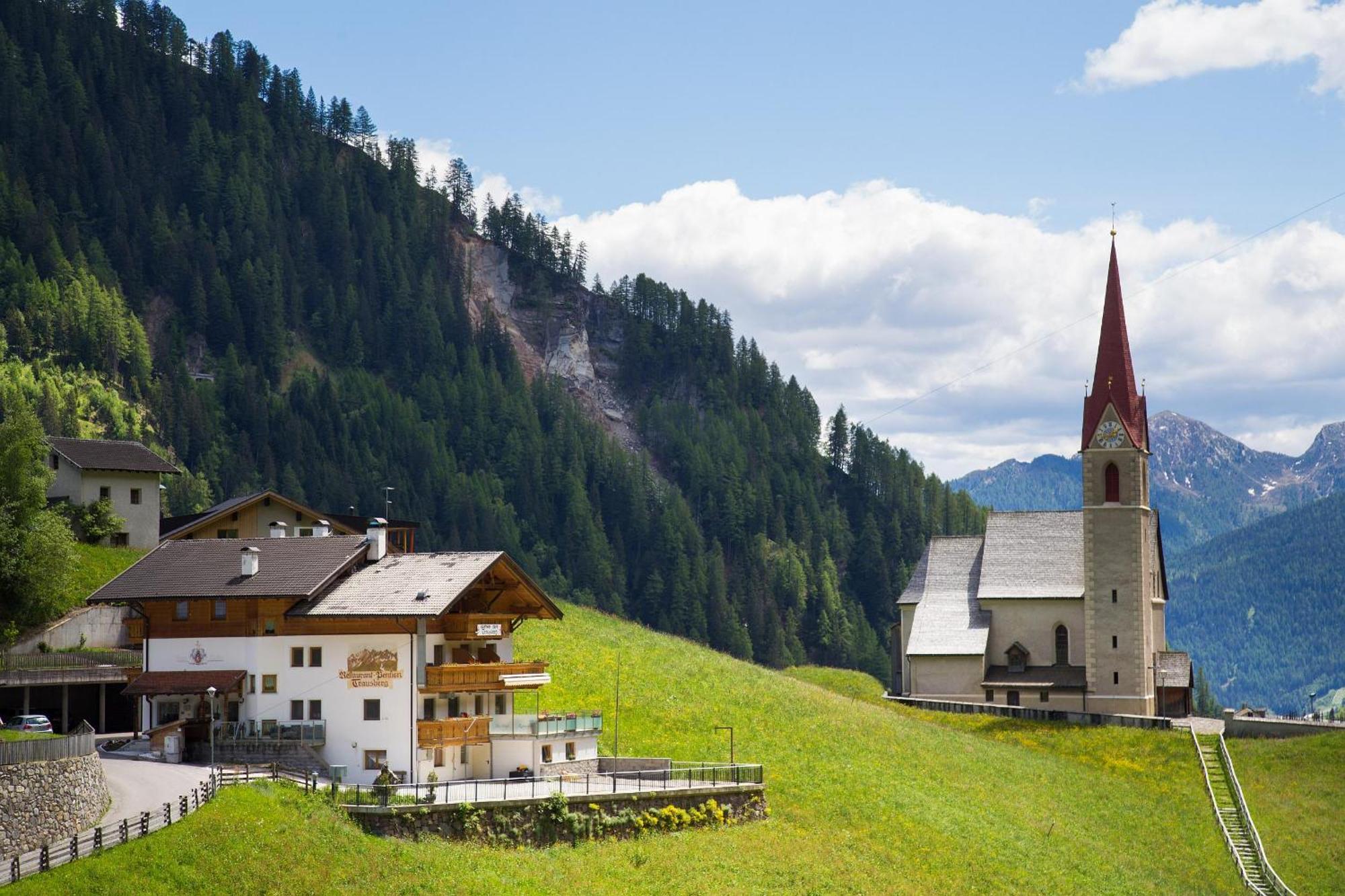 Gasthof Trausberg Corvara in Passiria ภายนอก รูปภาพ