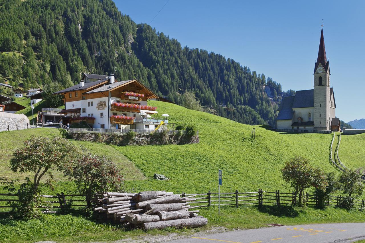 Gasthof Trausberg Corvara in Passiria ภายนอก รูปภาพ